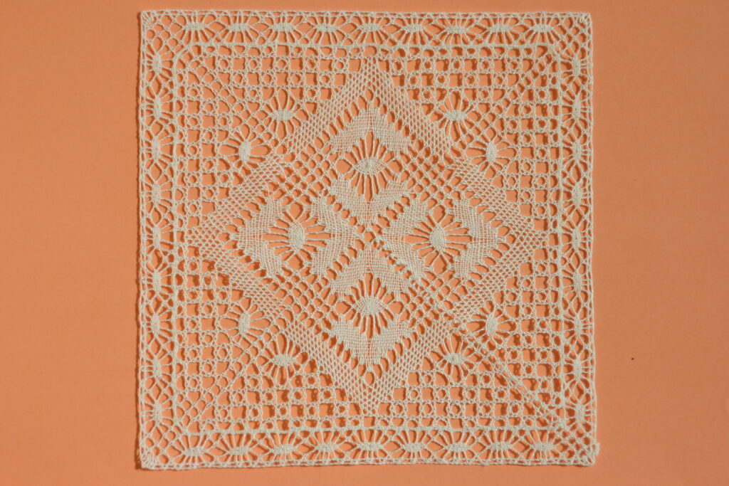 Dentelle Aux Fuseaux L atelier Broderie De Val rie