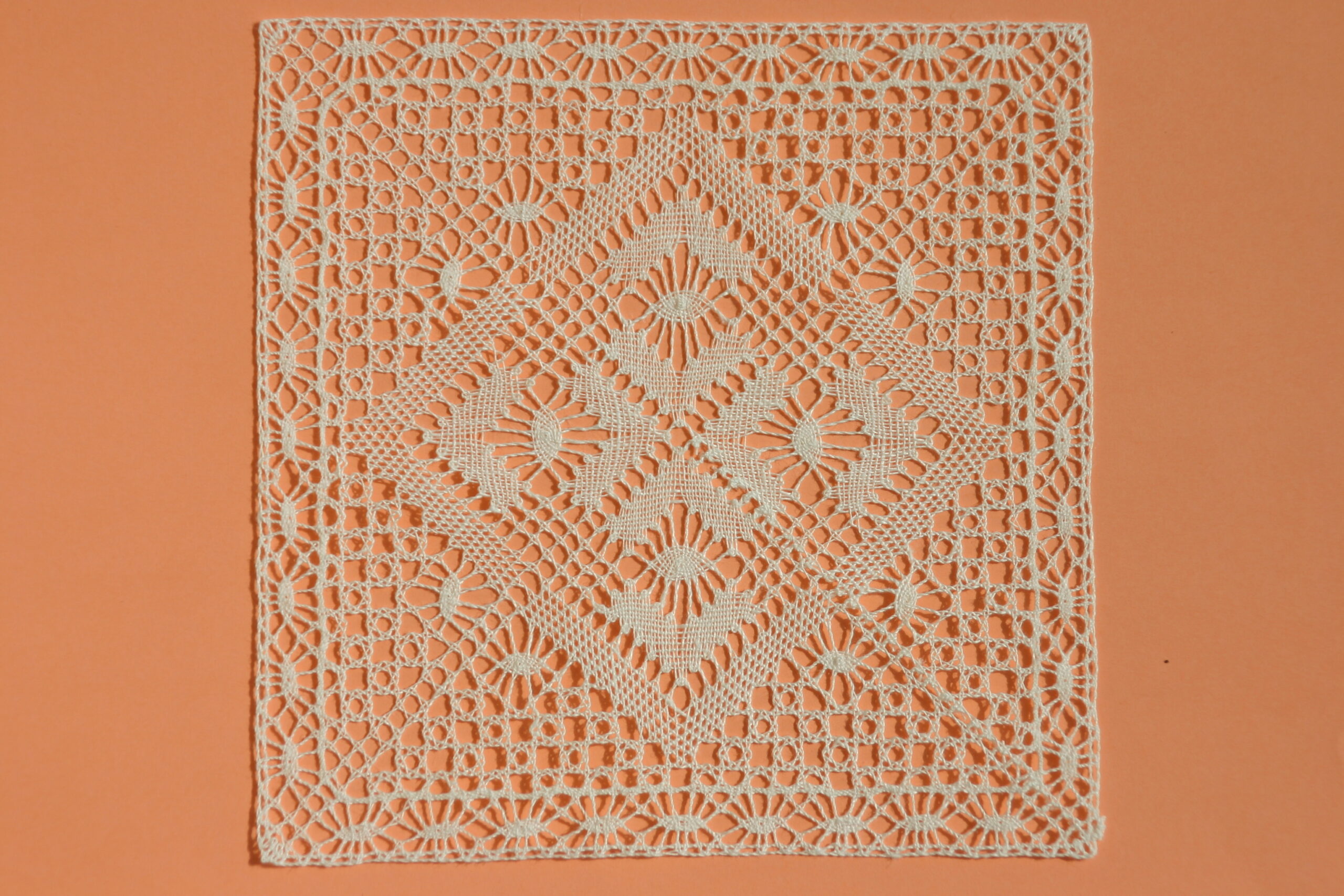 Dentelle aux fuseaux – L'atelier broderie de Valérie